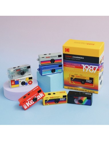 Kodak Charmera Camara Digital Instantanea Retro - 1.6M Megapixels - TamaÃ±o Diminuto Llavero - Bateria Recargable - Peso