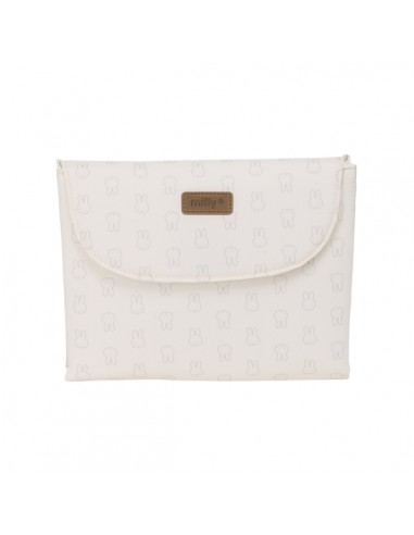 Safta Miffy Mum Moon Cambiador de Bebe Plegable - Repelente de agua - Compacto - Facil de Limpiar - 400x500mm - Color Blanco