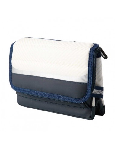 Safta Real Madrid Bolsa Isotermica - Plegable - Cremallera - Bandolera Ajustable - Bolsillo Frontal - Capacidad para 6 Latas